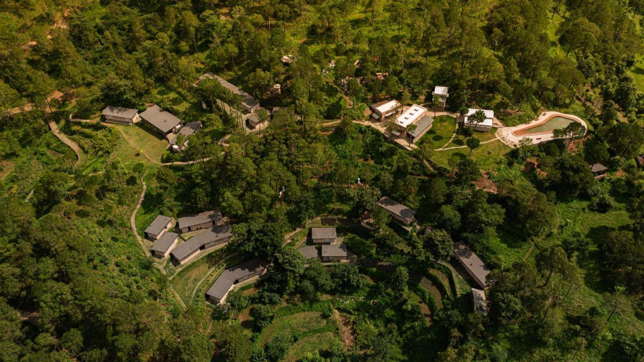 Amaya Kasauli Buitenkant foto