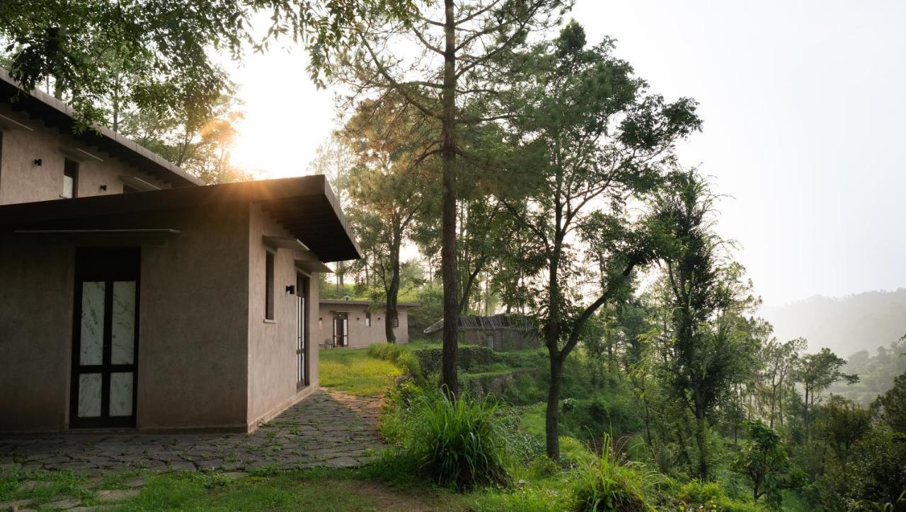 Amaya Kasauli Buitenkant foto