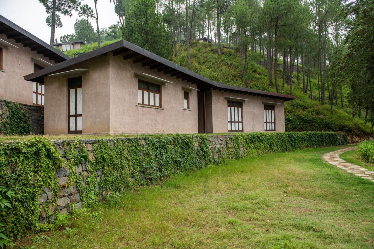 Amaya Kasauli Buitenkant foto