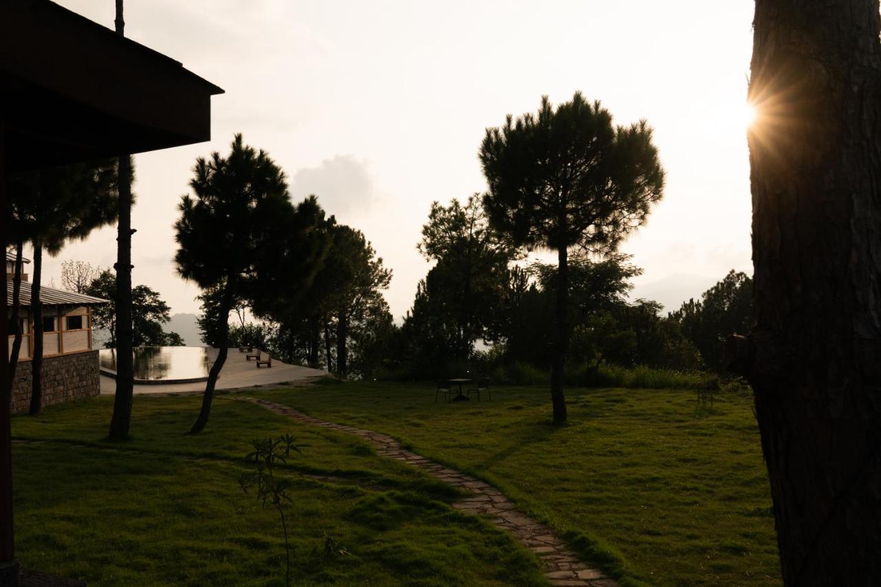 Amaya Kasauli Buitenkant foto
