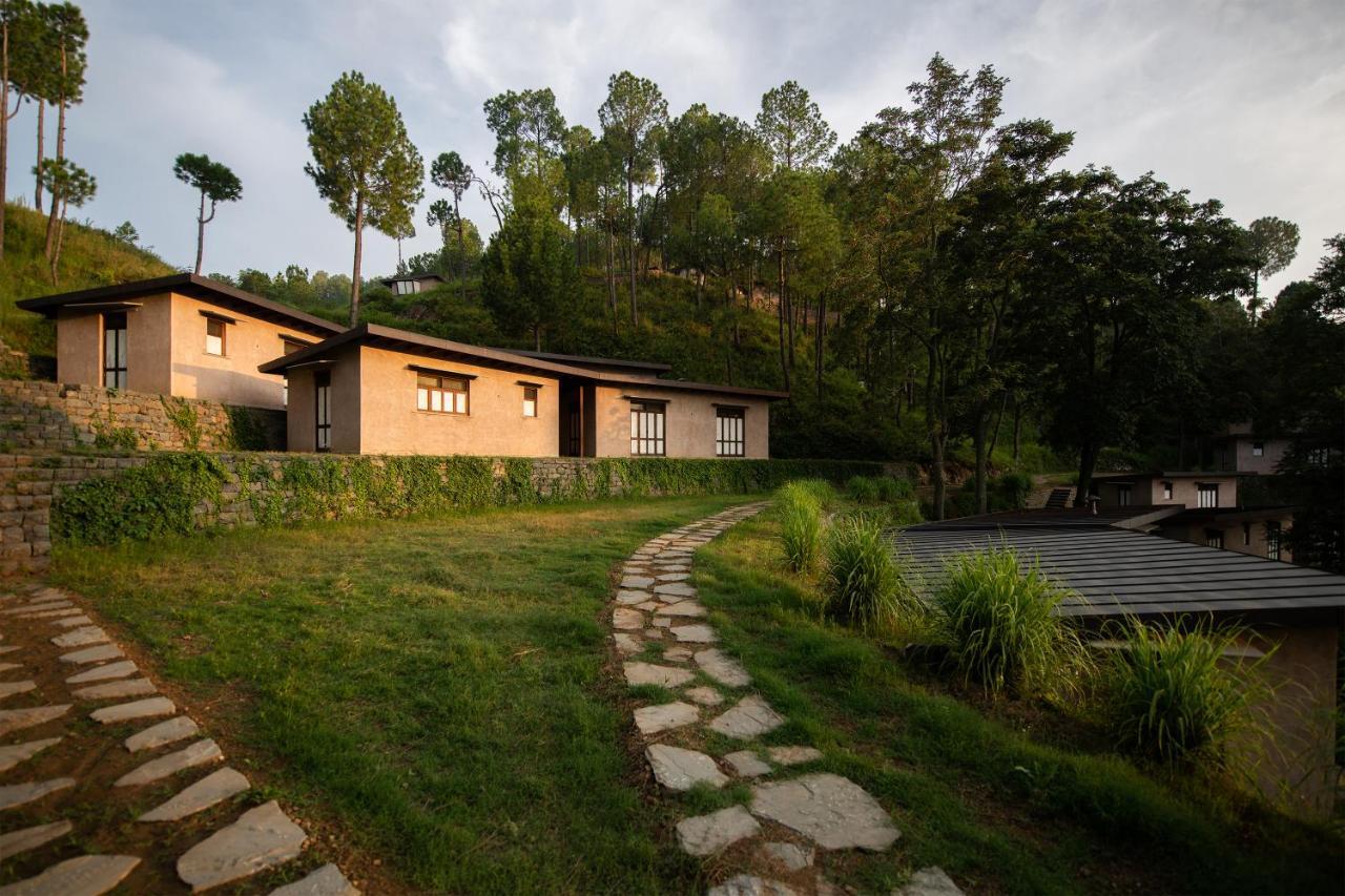 Amaya Kasauli Buitenkant foto