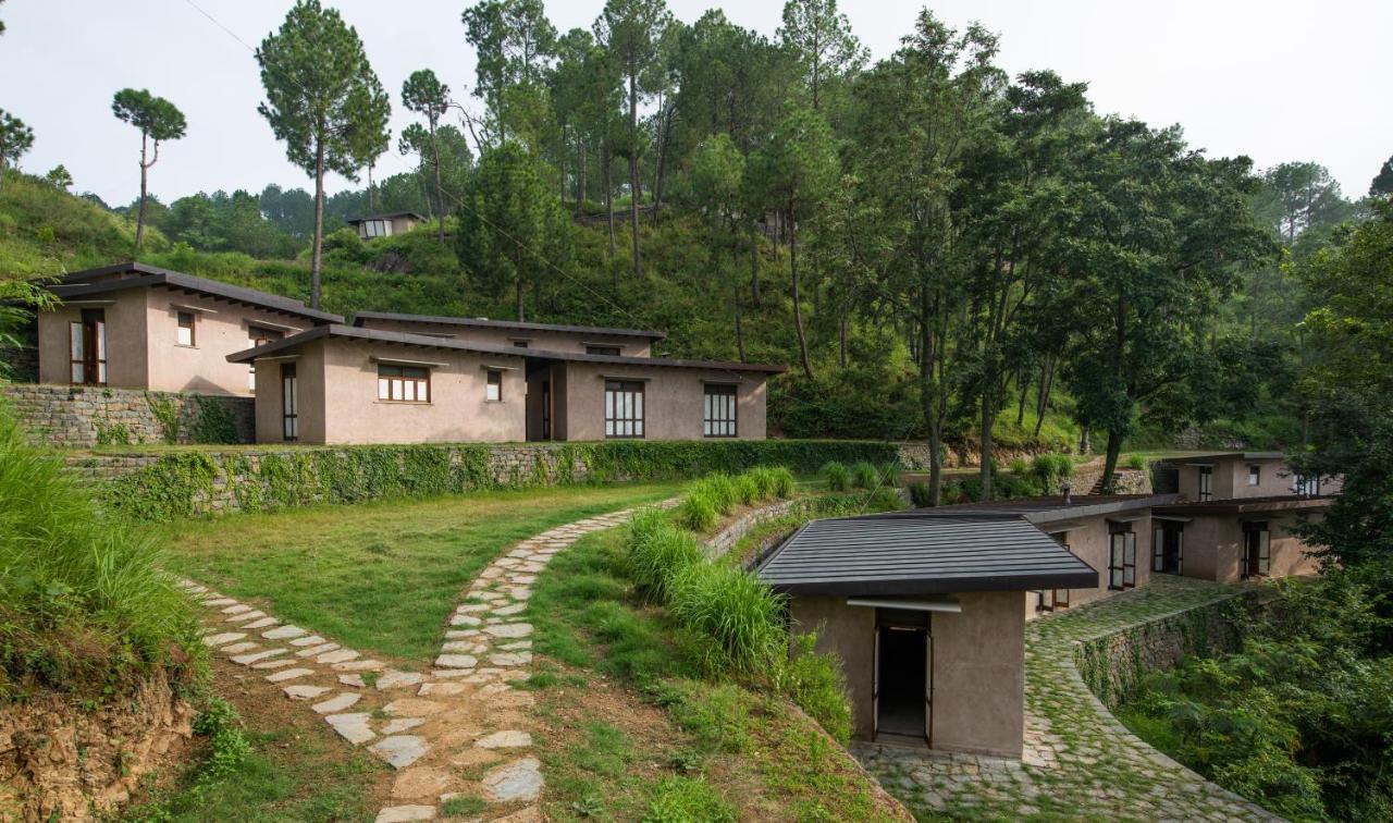 Amaya Kasauli Buitenkant foto